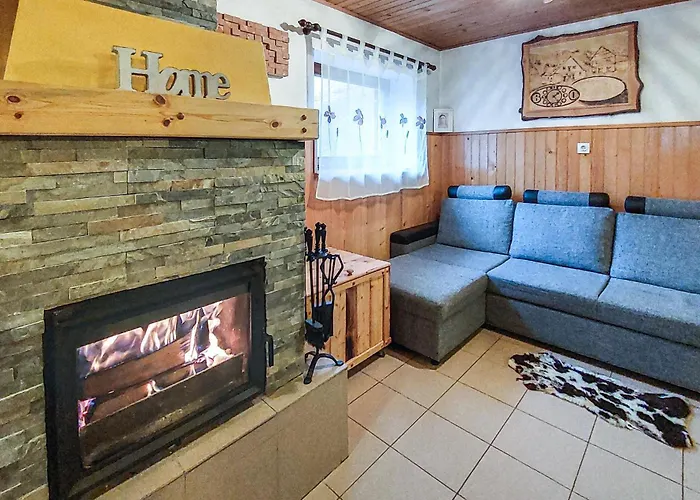 2 Bedroom Stunning In *